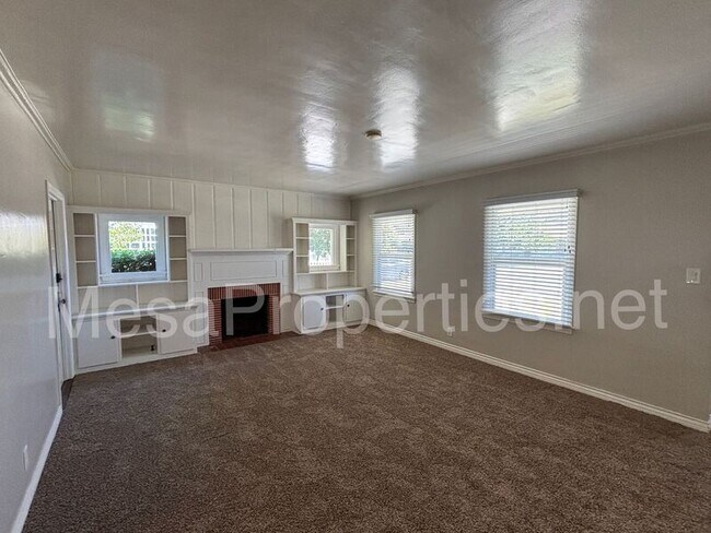 Building Photo - 1243 N College Way