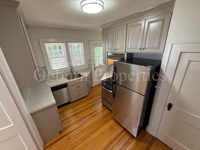Foto del edificio - 2179 Gaston St