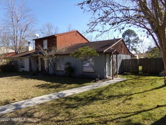 Building Photo - 2652 Sunrise Village Dr