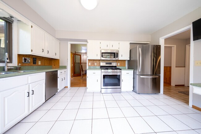 Foto del edificio - 17420 Barrington Ct