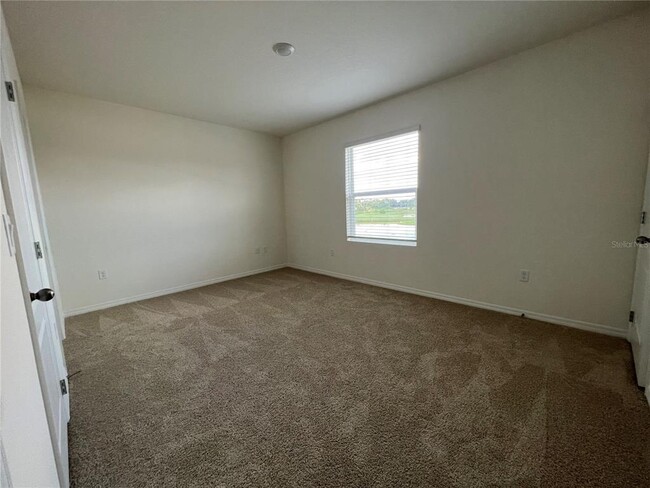 Building Photo - 1061 Blue Jay Dr