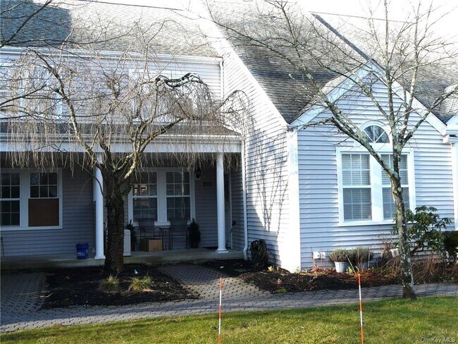 Building Photo - 210 Sandpiper Ct