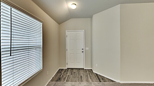 Foto del edificio - Very Nice 3 Bedroom 2 Bath Home in Yukon S...