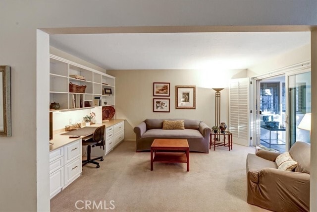 Building Photo - 16 White Water Dr