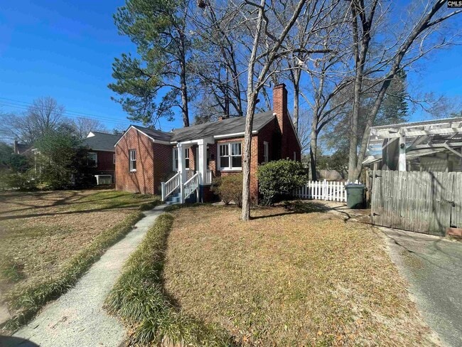 Building Photo - 3605 Moss Ave