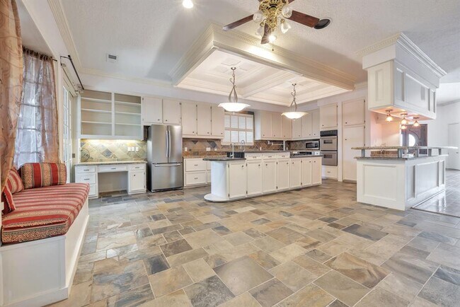 Foto del edificio - 4063 Breakwood Dr