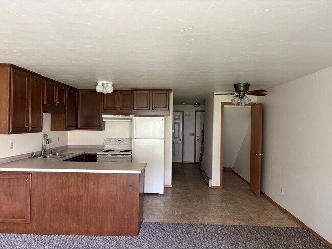 Foto del edificio - 1409 Ridgecrest Trl