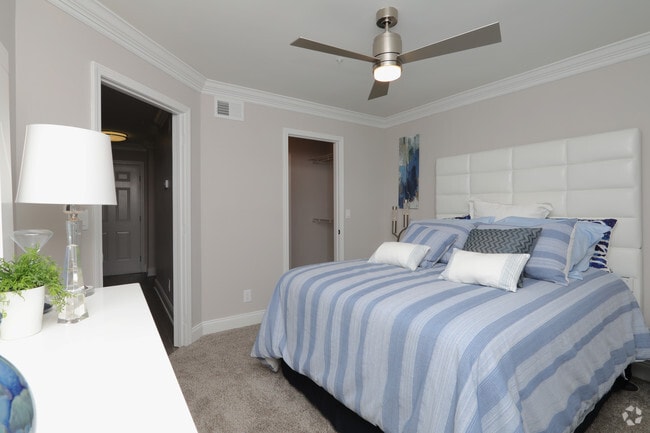 1BR, 1BA - 750 SF - Arbor Gates at Buckhead