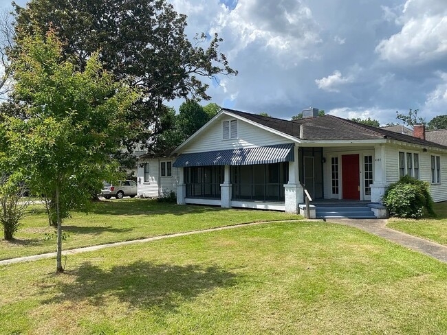Building Photo - 4187 Hyacinth Ave