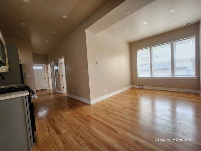 Photo - 6341 S Elizabeth St Apartment