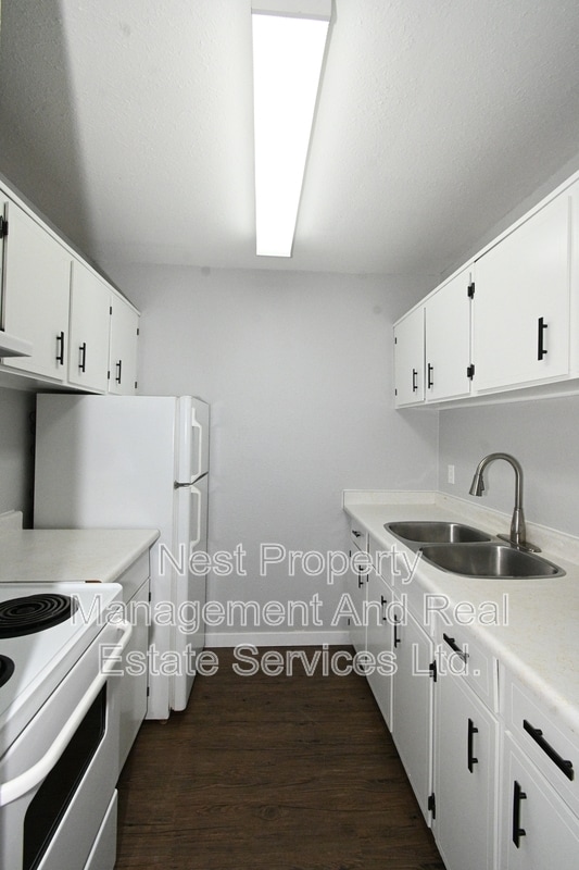Primary Photo - 4280 Quentin Ave