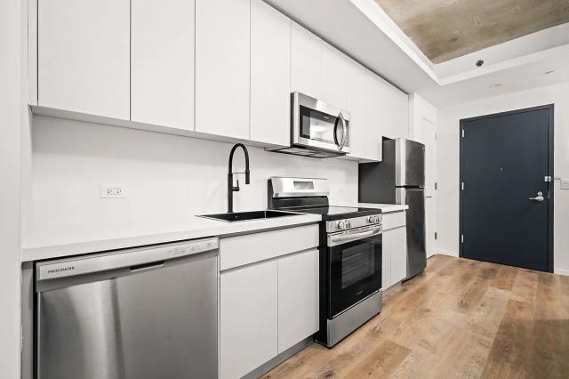 Foto del edificio - 2 bedroom in BRONX NY 10458