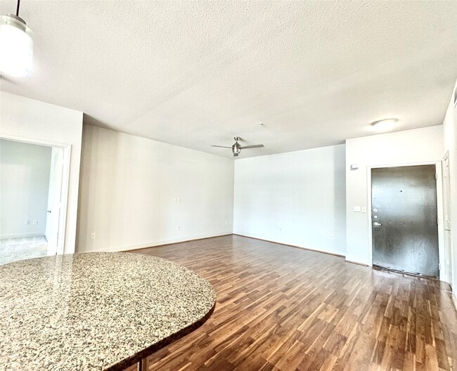 Building Photo - 3333 Weslayan St