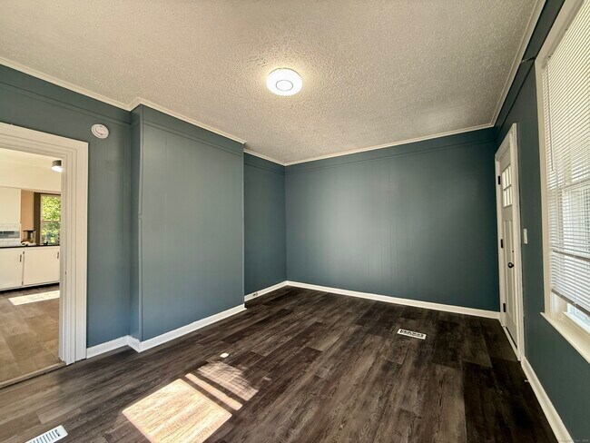 Foto del edificio - 22 Hawthorne Ave