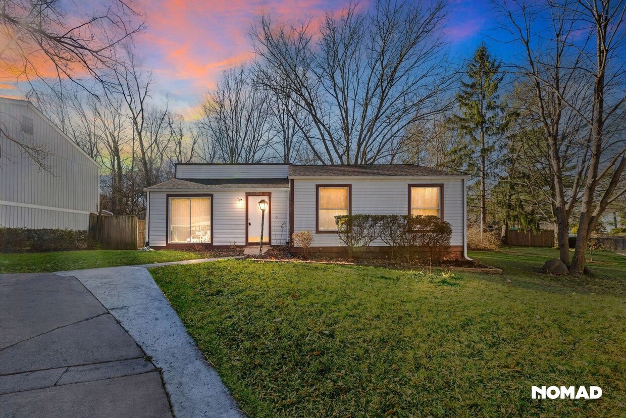 Primary Photo - Charming 3BR Single Family House in Reston