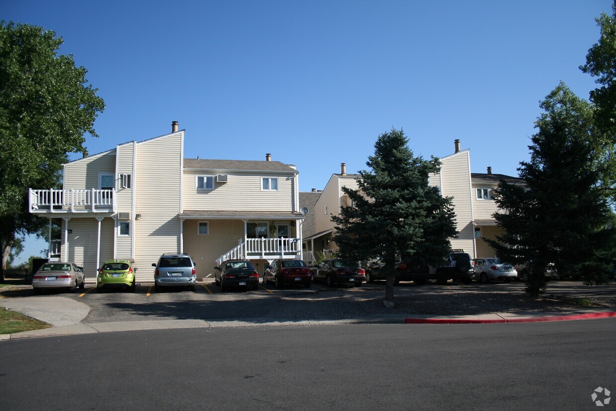 Primary Photo - 9513 W Alameda Ave