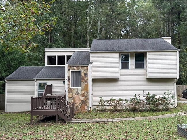 Foto del edificio - 2400 Salem Dr