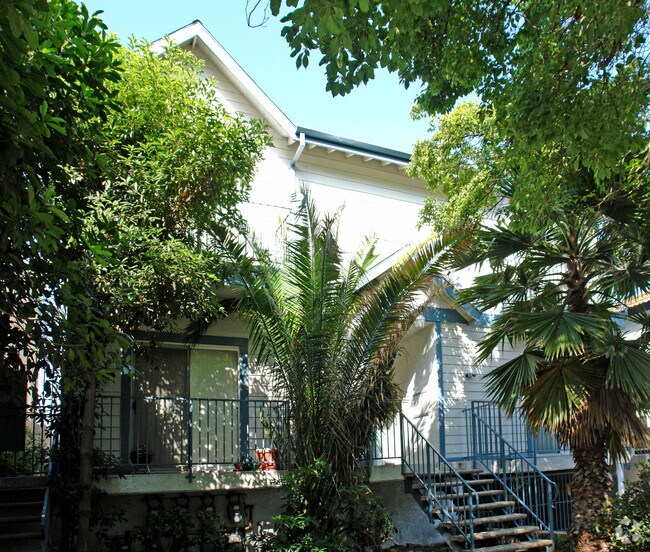Foto del edificio - 3771 Keystone Ave