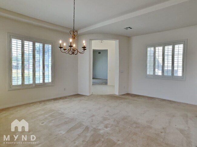 Building Photo - 9456 Bluff Ledge Ave