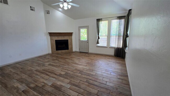 Foto del edificio - 3441 NW 176th St