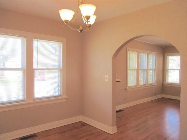 Building Photo - 2116 NW 37th St