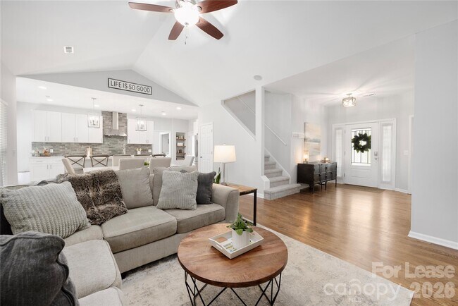 Foto del edificio - 150 State Park Rd