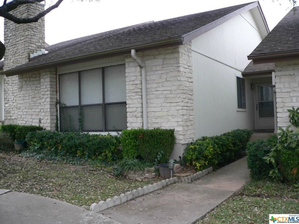 8813 Honeysuckle Trail, Austin, TX 78759 House Rental in Austin, TX