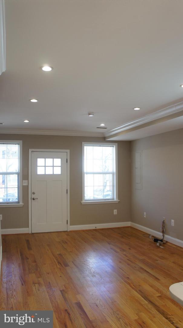 Foto del edificio - 4519 Clay St NE