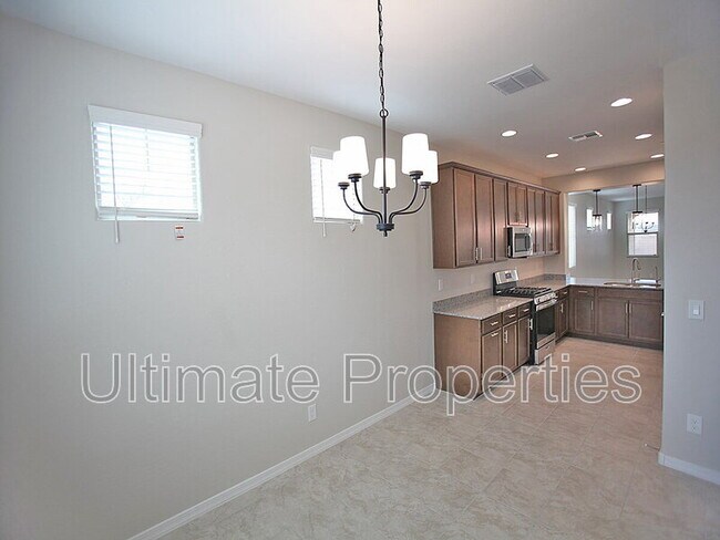 Foto del edificio - 32320 N 122nd Ln