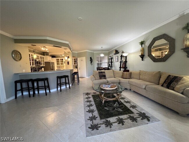Foto del edificio - 8125 Celeste Dr