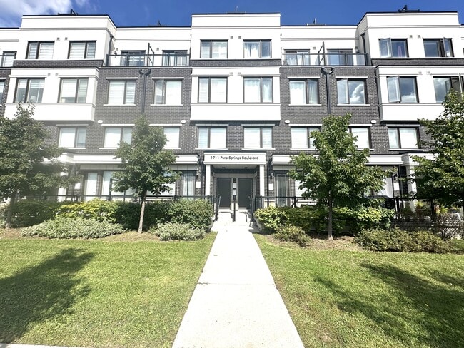 Building Photo - 1711 Pure Springs Blvd