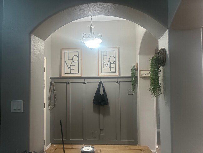Foto del edificio - 505 E Arapaho Ave