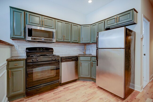 Building Photo - ? Spacious Living in the Heart of Philadelphia
