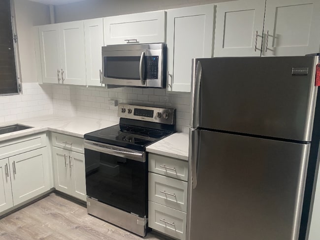 Photo - 1525 Pensacola St Apartment