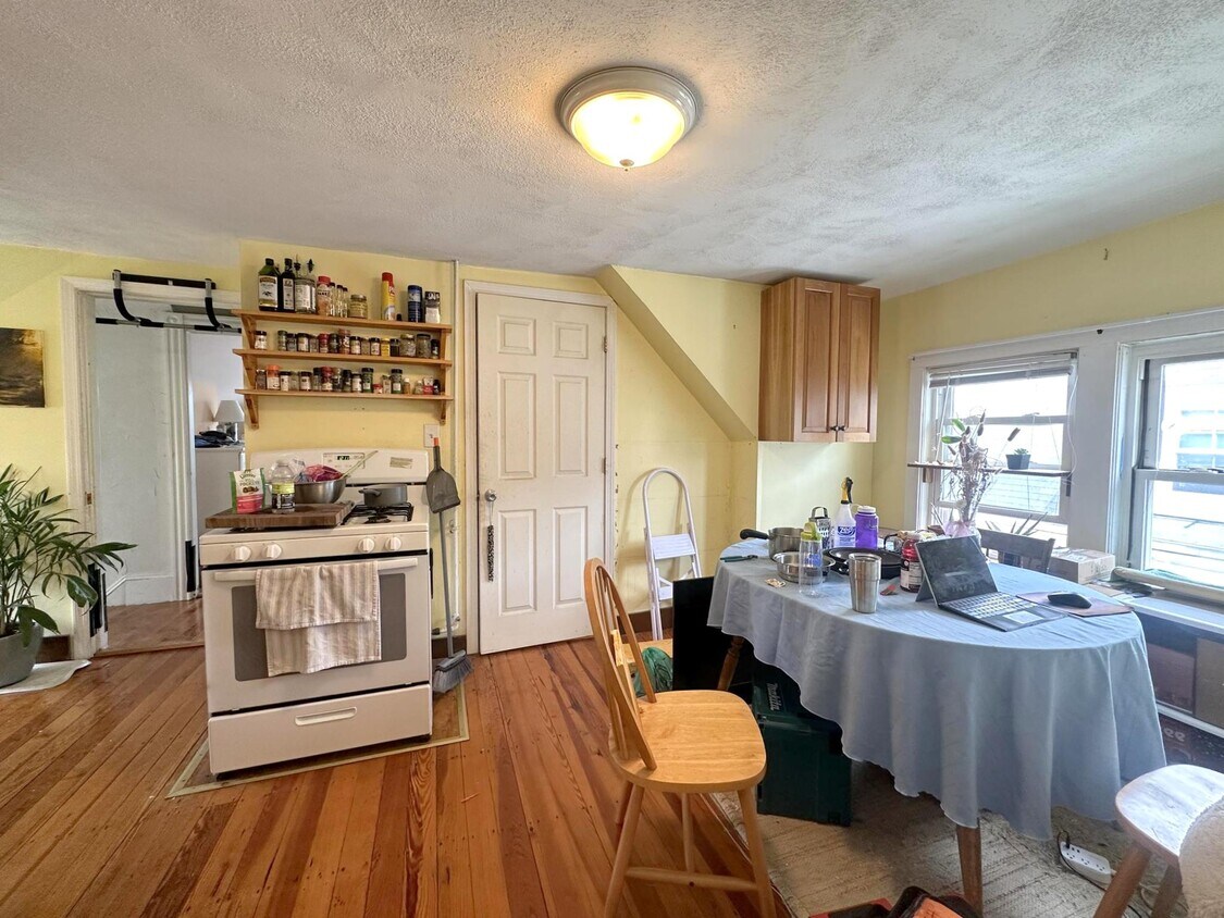 74 Prentiss St Unit 3, Watertown, MA 02472 Apartments in Watertown