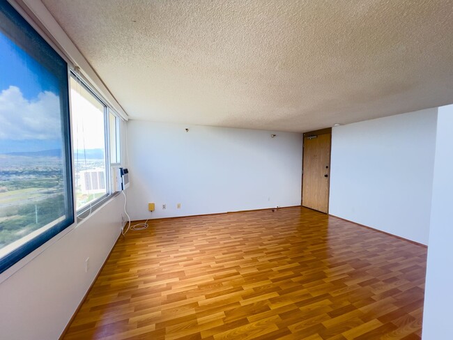 Foto del edificio - 1BR / 1Bath / 1Pkg - Rental at Century Par...
