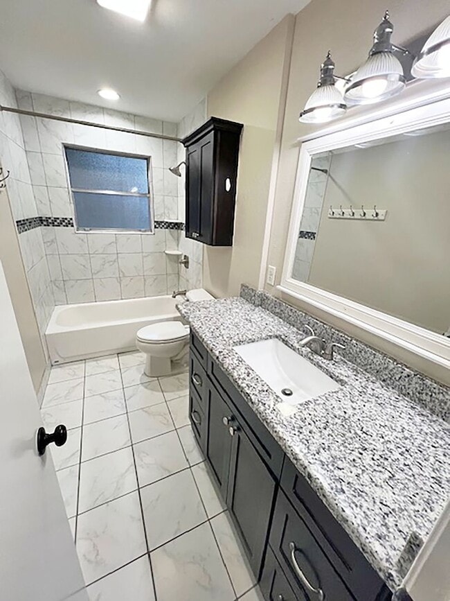 Photo - Great 4 Bdrm 2.5 Bath Home in Aubrey Tx