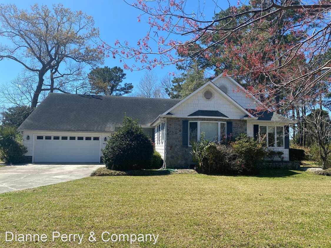 Foto principal - 3 br, 3 bath House - 4014 Crofton Place