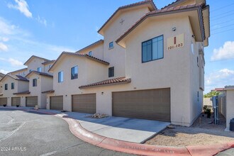 Building Photo - 2315 N 52nd St