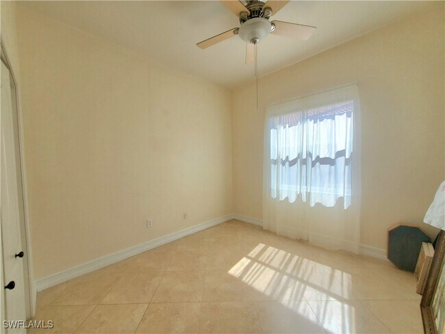 Foto del edificio - 7892 Sanctuary Cir