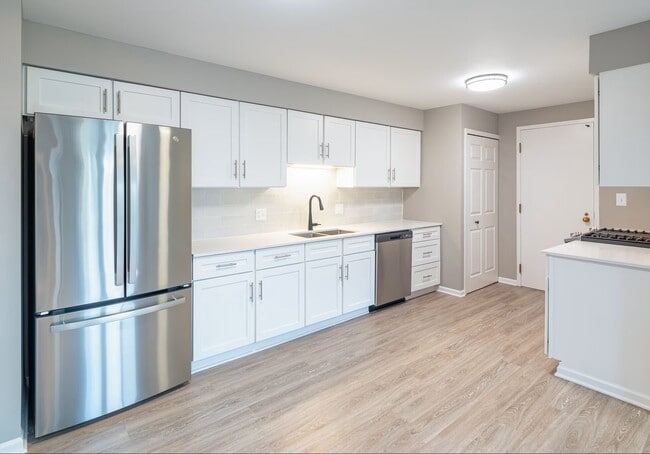 Foto del edificio - 1910 Chestnut Ave