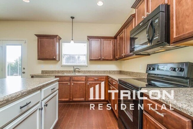 Building Photo - 2409 Salem Glen Crossing Murfreesboro TN