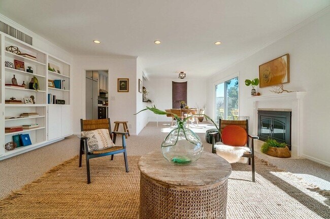 Foto del edificio - 1127 E Del Mar Blvd
