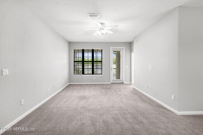 Foto del edificio - 115 Tidecrest Pkwy