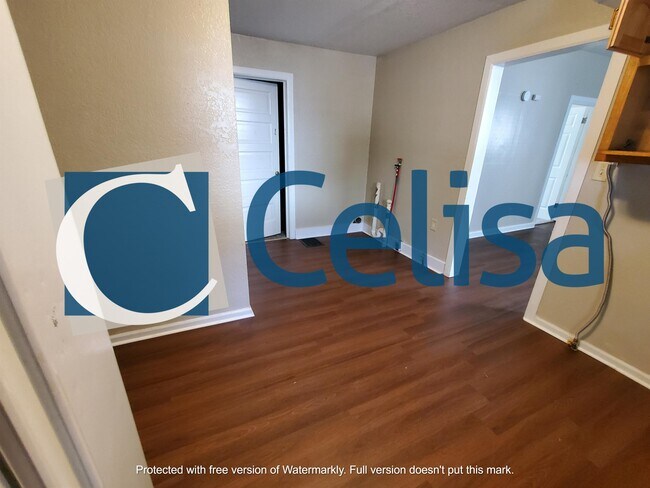 Foto del edificio - 1529 E Wayne St