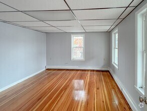 Building Photo - 20 Wilson Ave