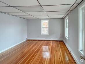 Building Photo - 20 Wilson Ave