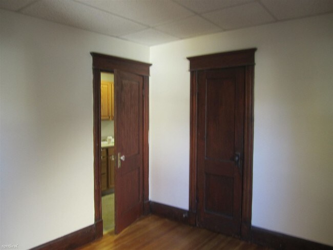 Foto del edificio - 398 Elm St