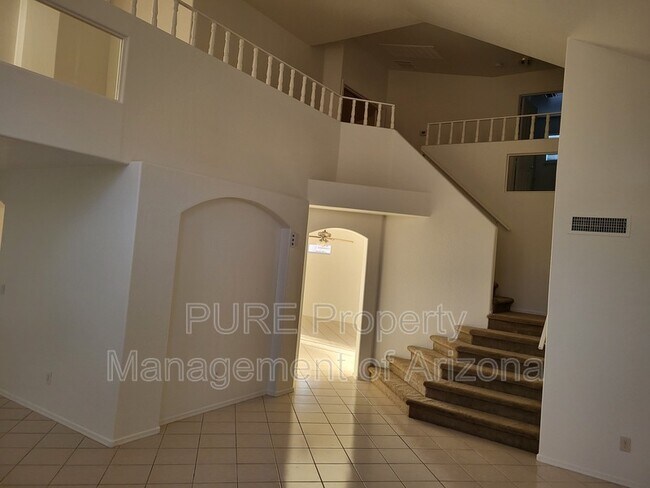 Foto del edificio - 16826 S 42nd St