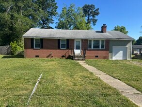 Building Photo - 5934 Fieldstone Rd